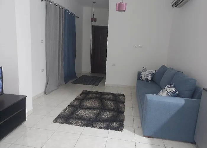 One Bed In Al Makramia *